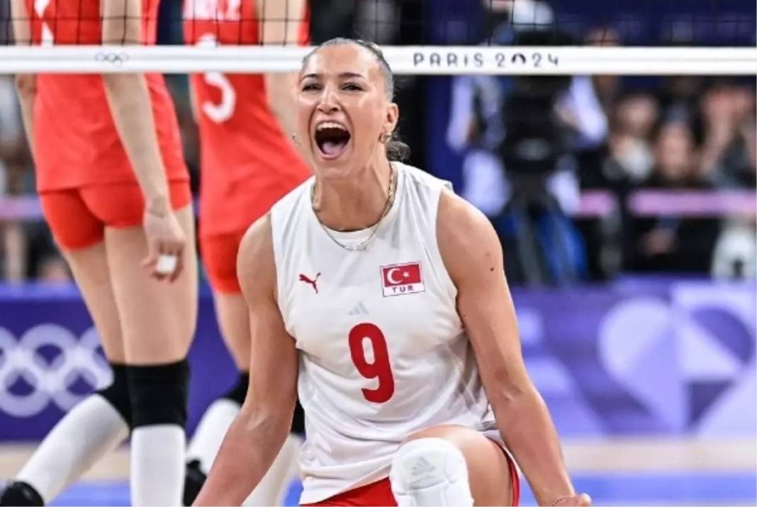 Fenerbahçe'den ayrıldı! "Sevgim sonsuza kadar sürecek" diyerek veda etti 2